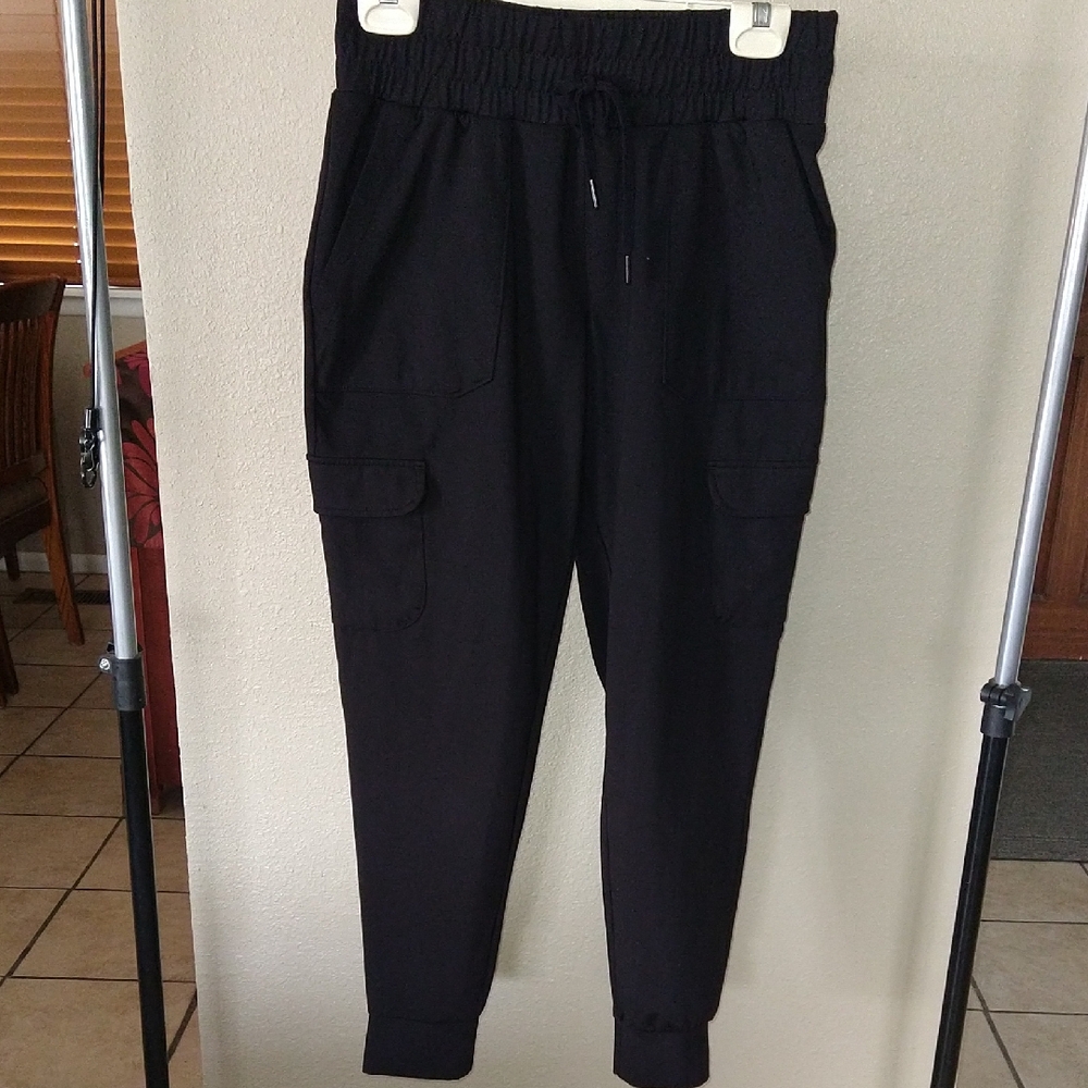 Mondetta Black Cargo Jogger Pants